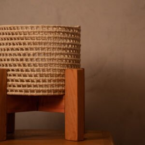 Trio de Cachepo com Suporte de Madeira