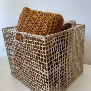 Caixa Organizadora de Palha Natural Vazada 35x33